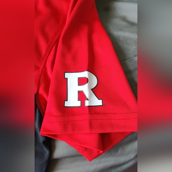 Rutgers Scarlet Knights Men's Size Medium Red T-Shirt - Picture 5 of 5
